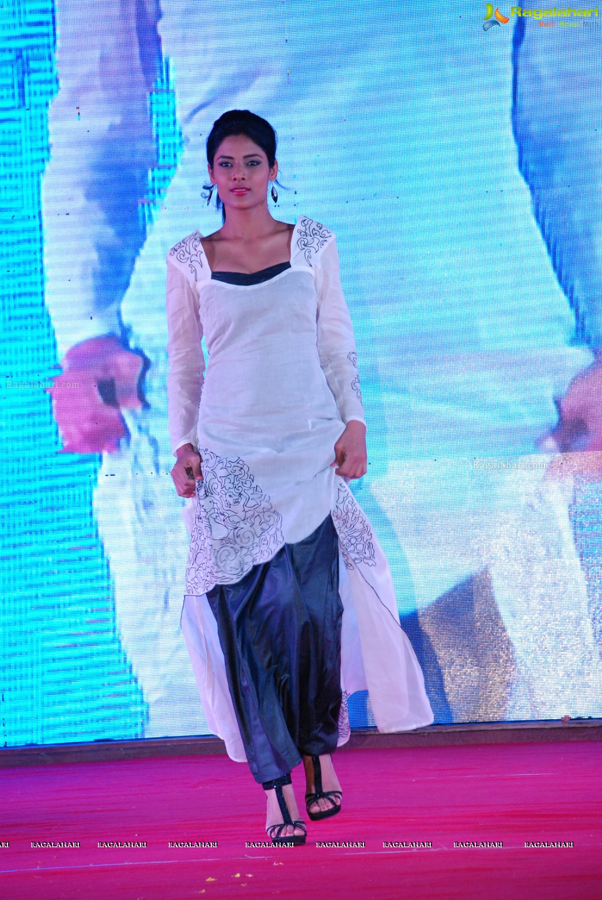 Graduates’ Apparel Design Show Fashionistas of CHSc, PJTSAU