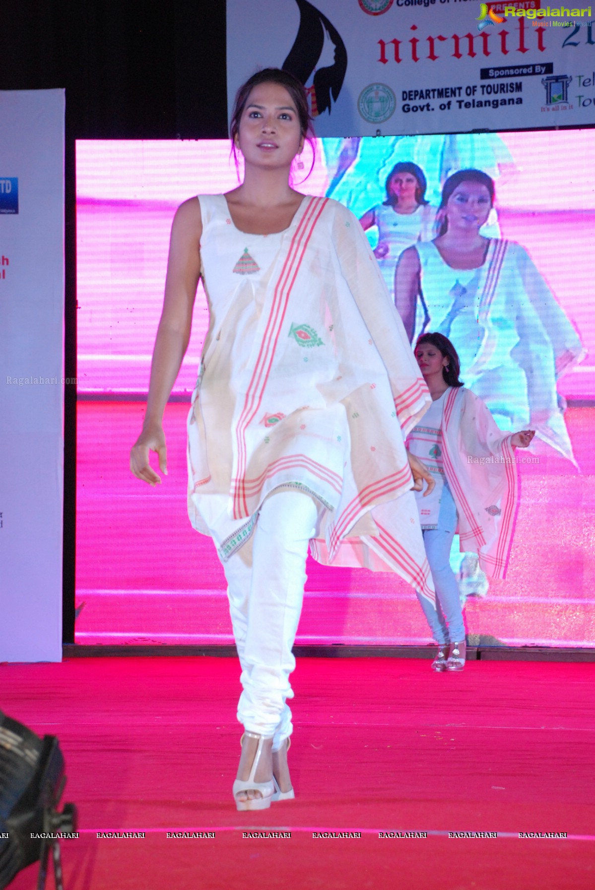 Graduates’ Apparel Design Show Fashionistas of CHSc, PJTSAU