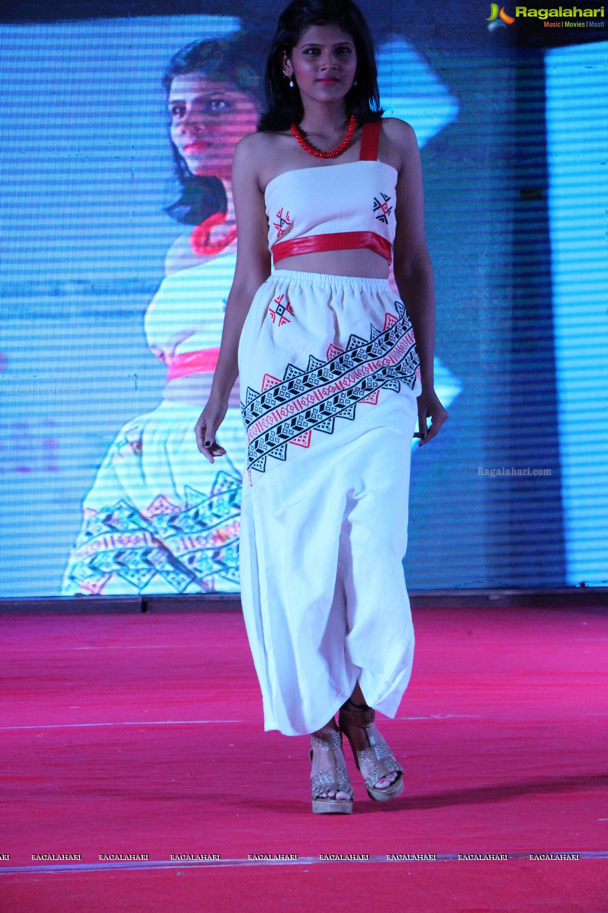 Graduates’ Apparel Design Show Fashionistas of CHSc, PJTSAU