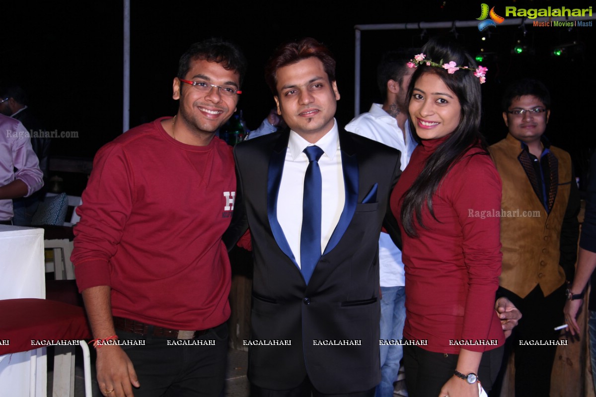 Ashish and Neha Agarwal 10th Anniversary Celebrations at Pier 33, Hyderabad