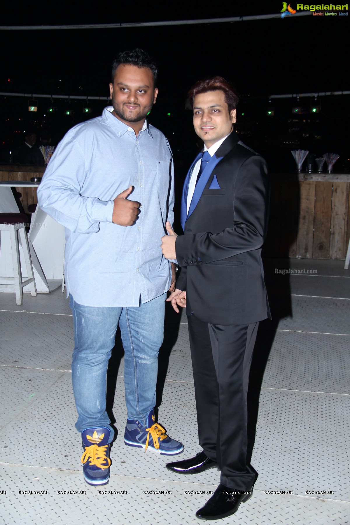 Ashish and Neha Agarwal 10th Anniversary Celebrations at Pier 33, Hyderabad