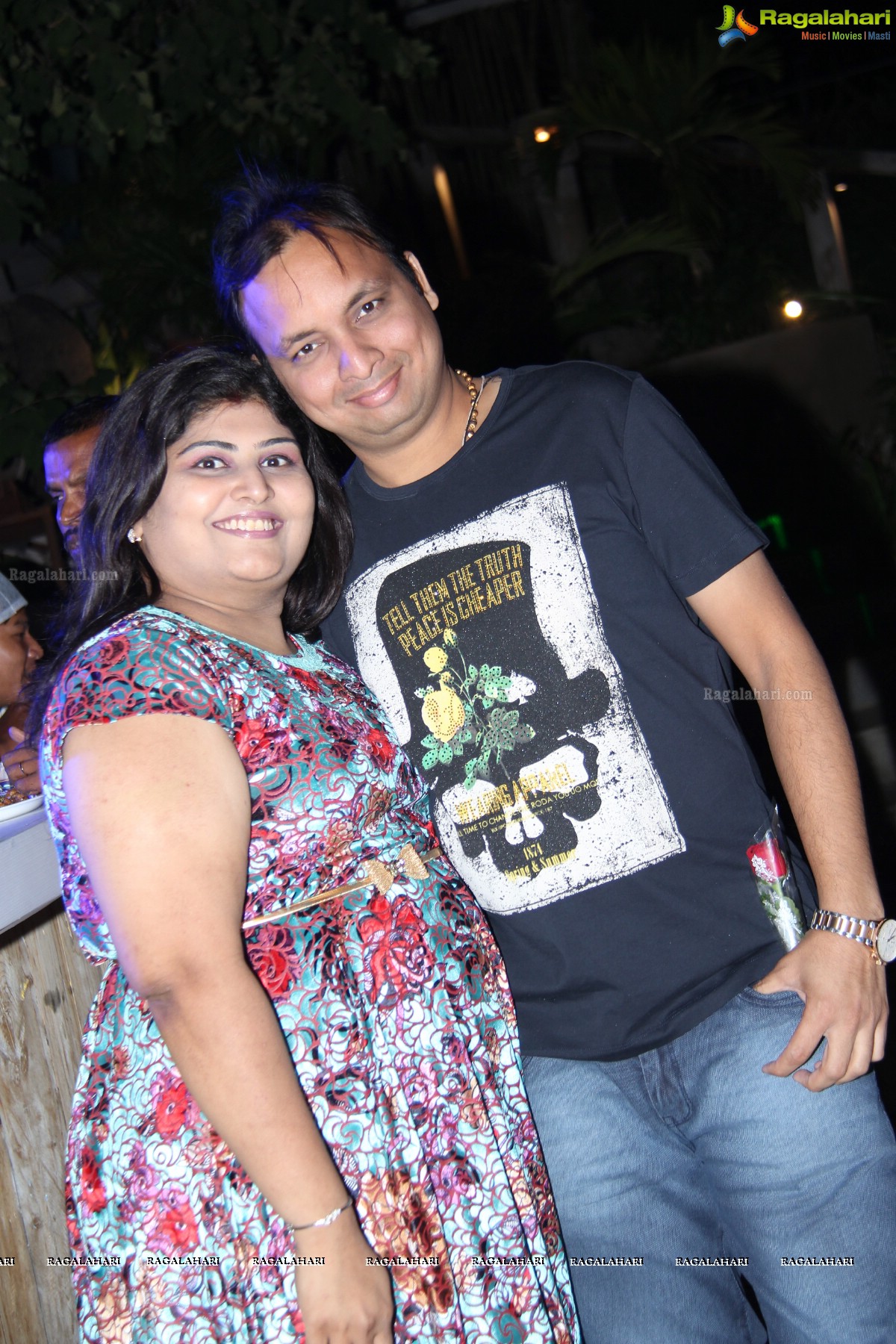 Ashish and Neha Agarwal 10th Anniversary Celebrations at Pier 33, Hyderabad