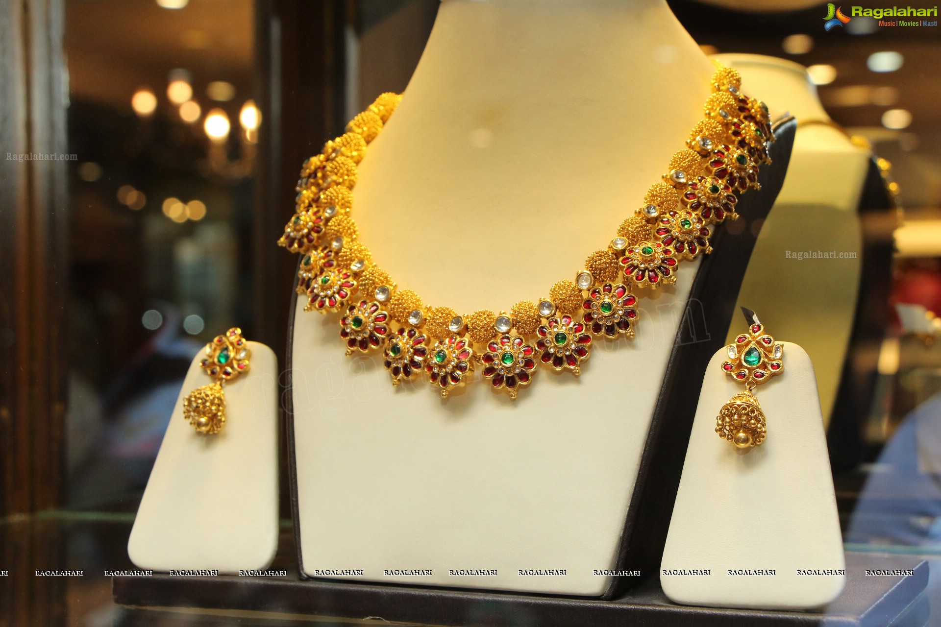 Dhanteras-Diwali Delights 2015 Launch at PMJ Jewels, Hyderabad