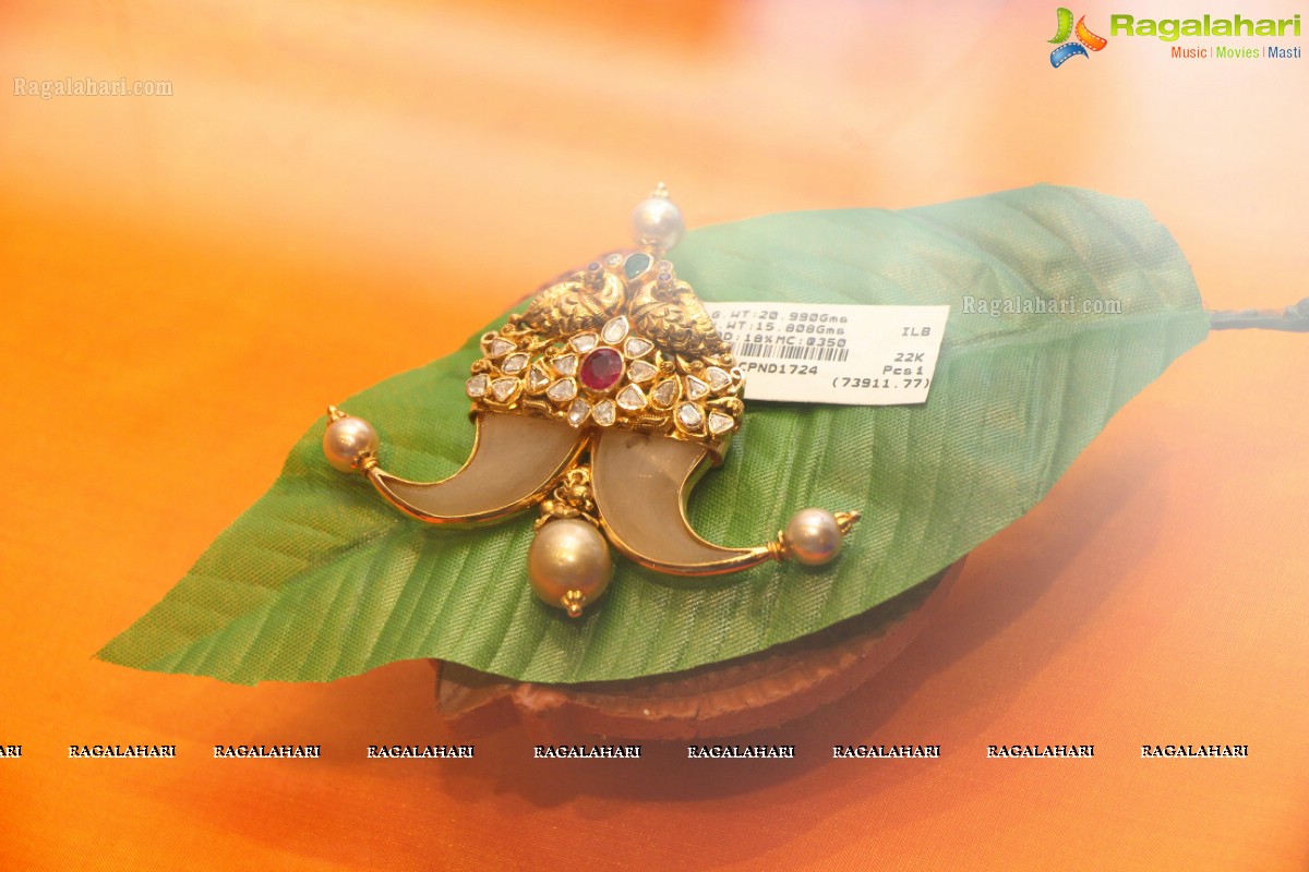 PMJ Jewels Dhanteras-Diwali Delights 2015 Collections, Hyderabad (High Definition)