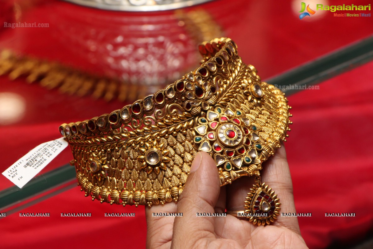 PMJ Jewels Dhanteras-Diwali Delights 2015 Collections, Hyderabad (High Definition)