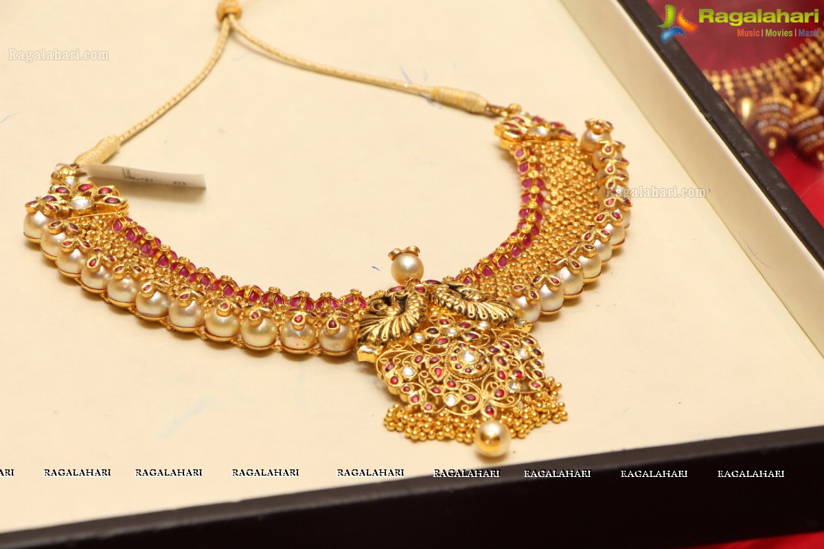 PMJ Jewels Dhanteras-Diwali Delights 2015 Collections, Hyderabad (High Definition)