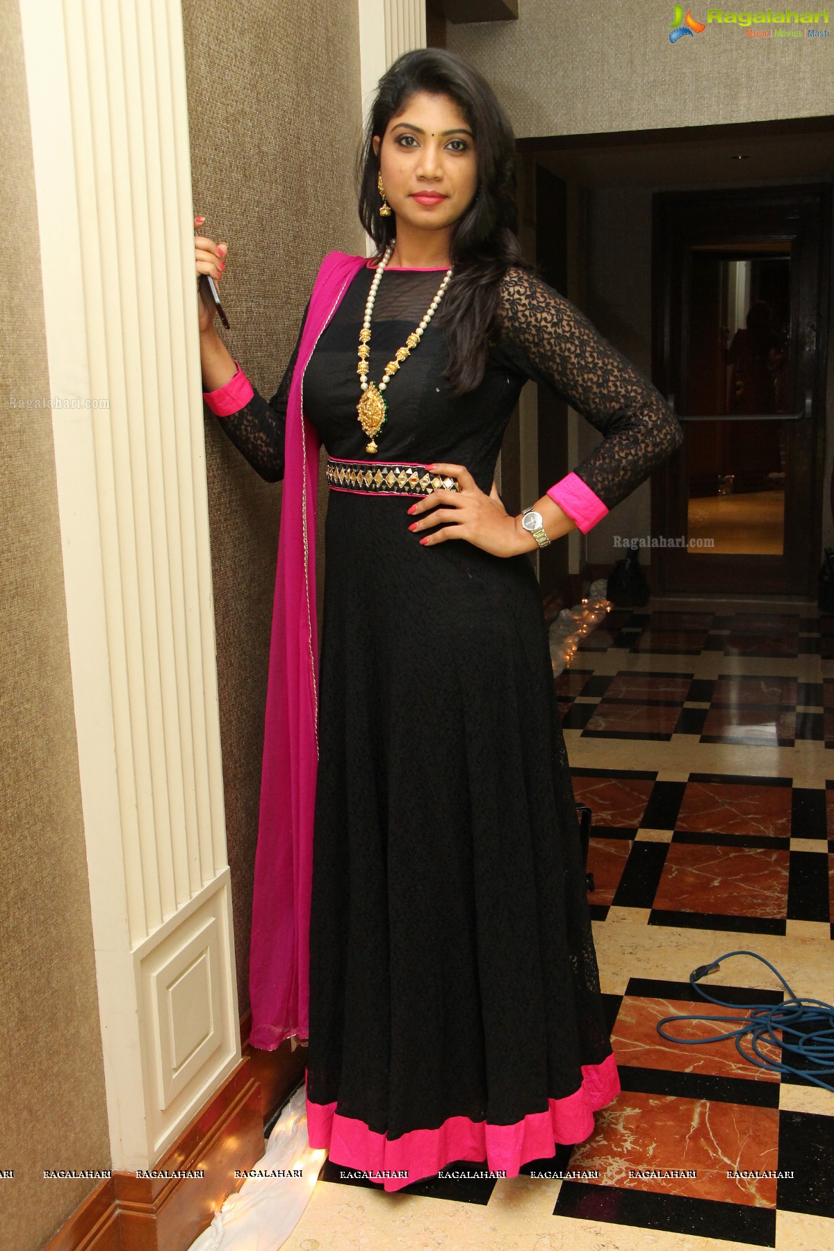 Femmis Diwali Dhamaka 2015 at Hyderabad Marriott Hotel and Convention Centre