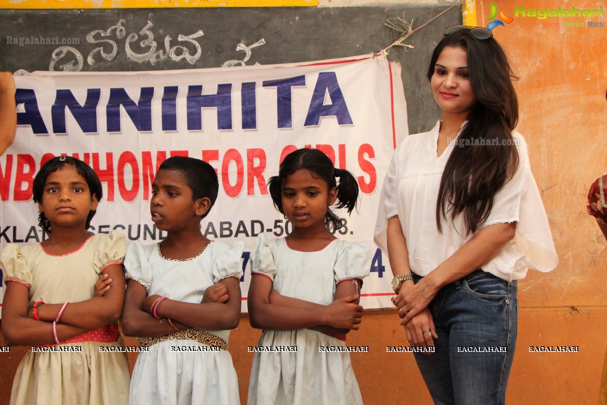 Geet Gupta's Femmis Club Children's Day Celebrations with Rainbow Foundation Kids