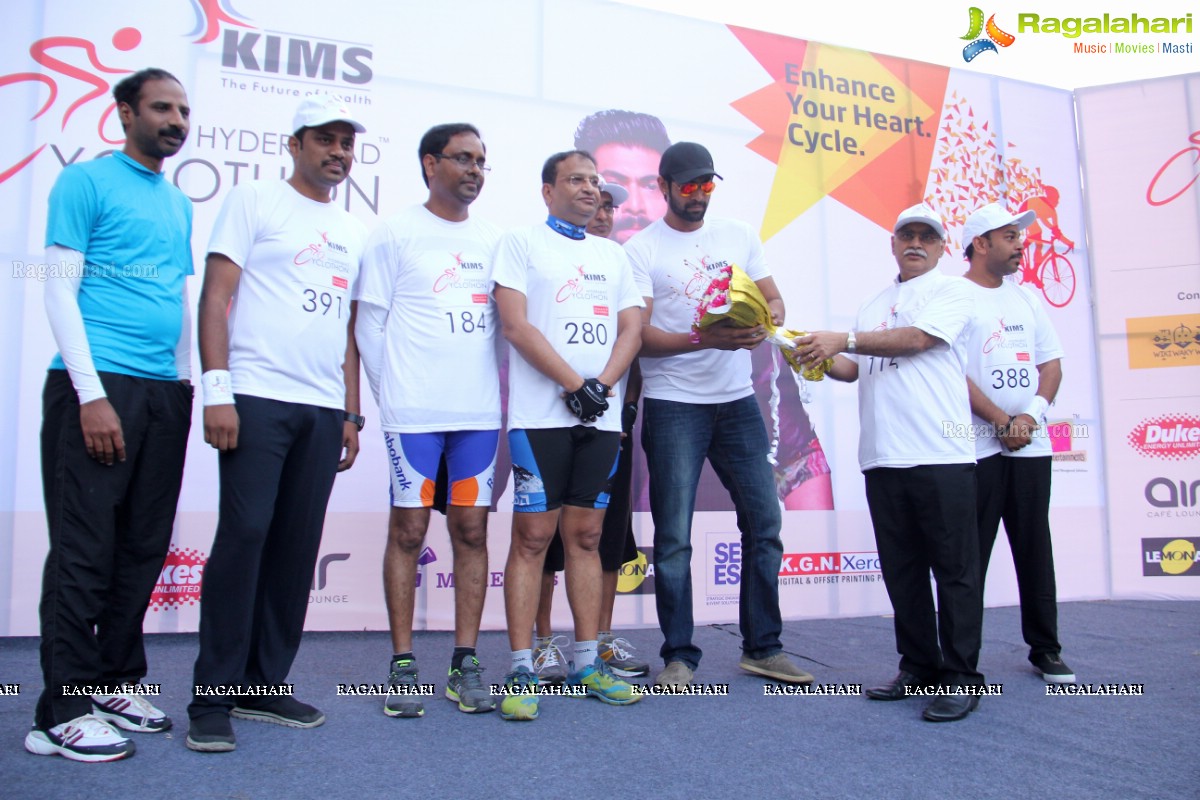 Daggubati Rana Participates in Hyderabad Cyclothon by KIMS