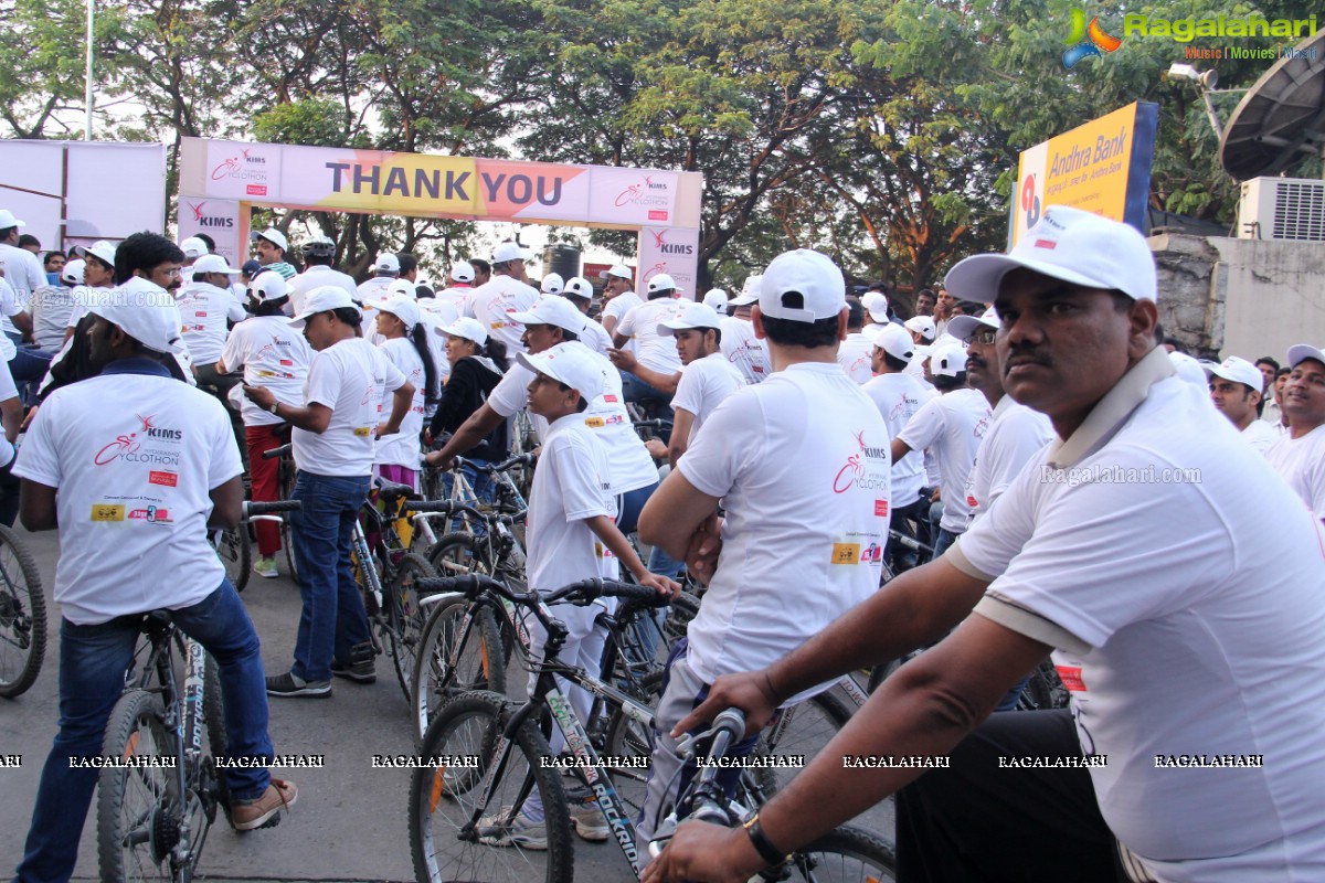 Daggubati Rana Participates in Hyderabad Cyclothon by KIMS