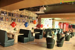 Skyhy Lounge Masti Sports Bar