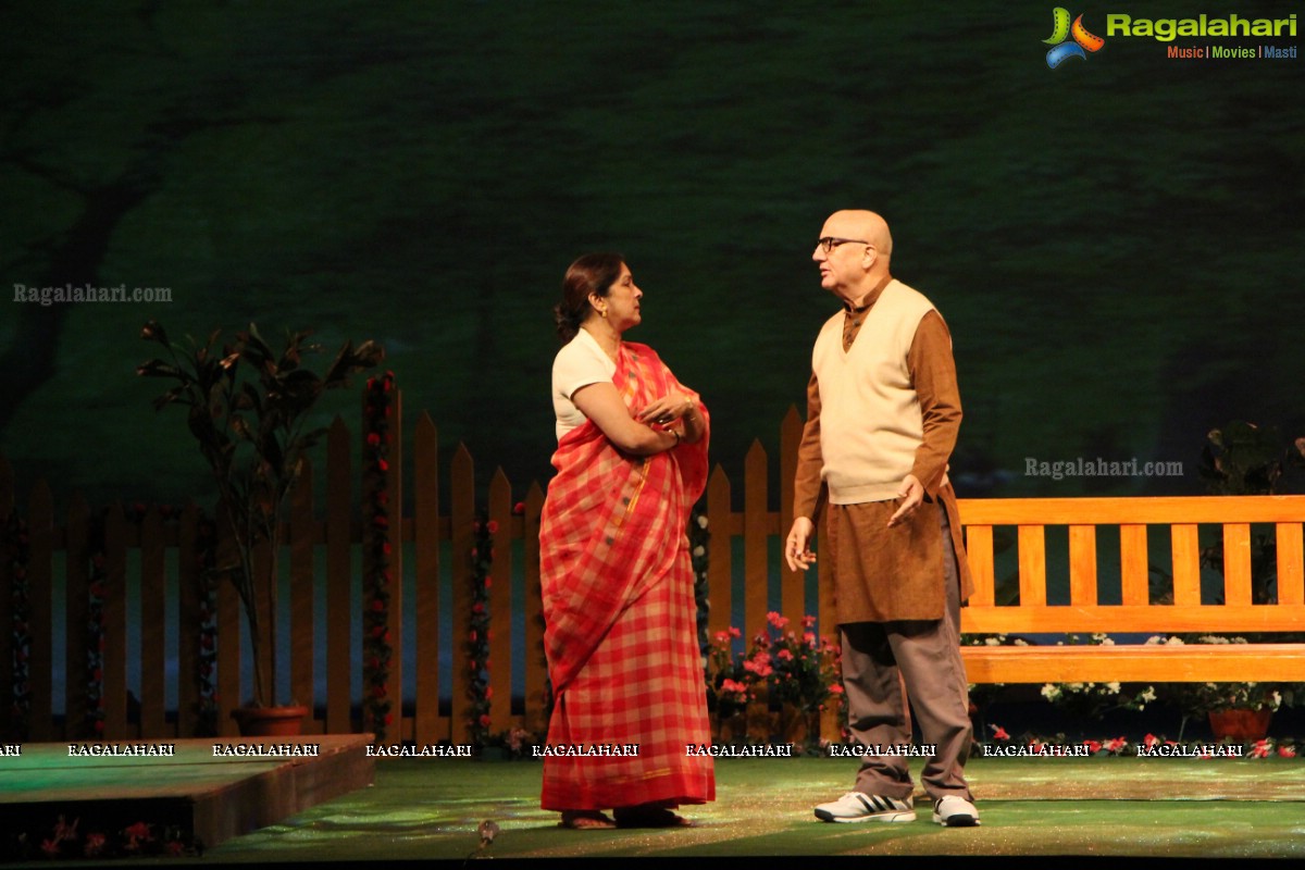 Mera Woh Matlab Nahi Tha - A Family Play by Anupam Kher and Neena Gupta at JRC Convention Center