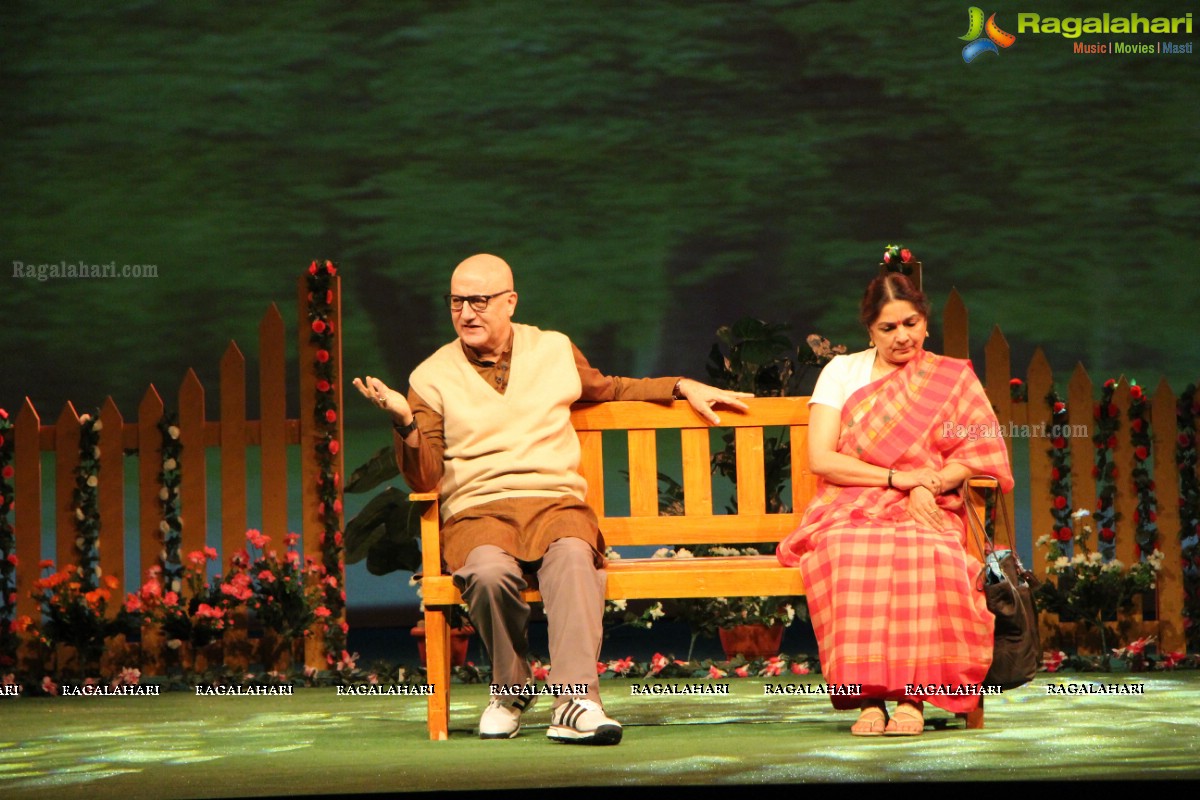 Mera Woh Matlab Nahi Tha - A Family Play by Anupam Kher and Neena Gupta at JRC Convention Center