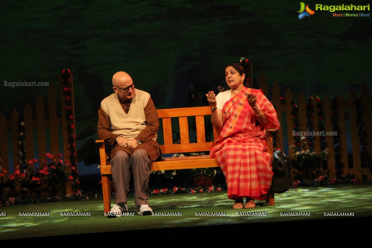 Mera Woh Matlab Nahi Tha - A Family Play by Anupam Kher and Neena Gupta at JRC Convention Center