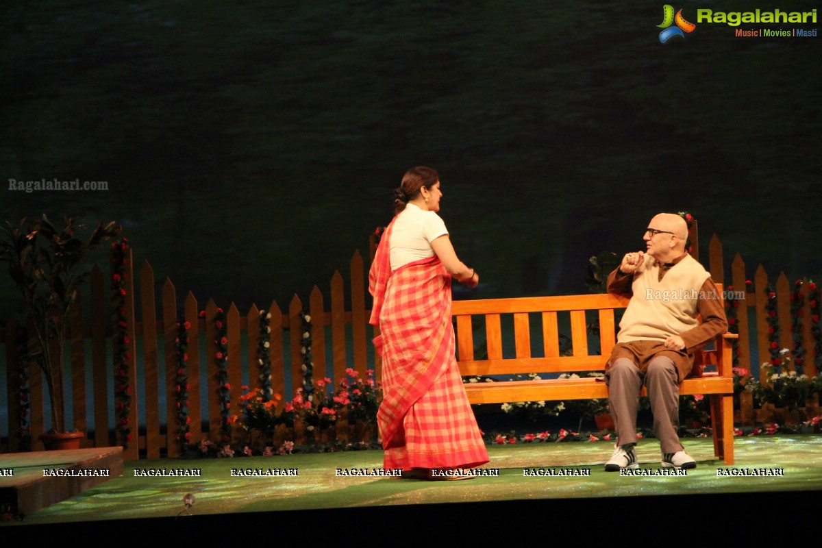 Mera Woh Matlab Nahi Tha - A Family Play by Anupam Kher and Neena Gupta at JRC Convention Center