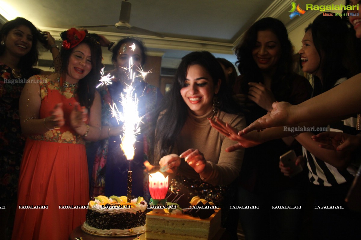 Neetika Singh Birthday Bash