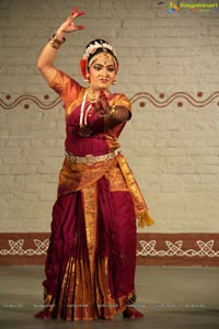 Kuchipudi Dance Performance