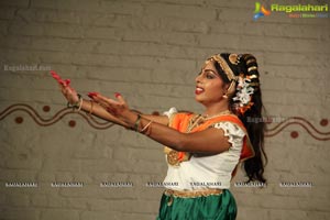 Kuchipudi Dance Performance