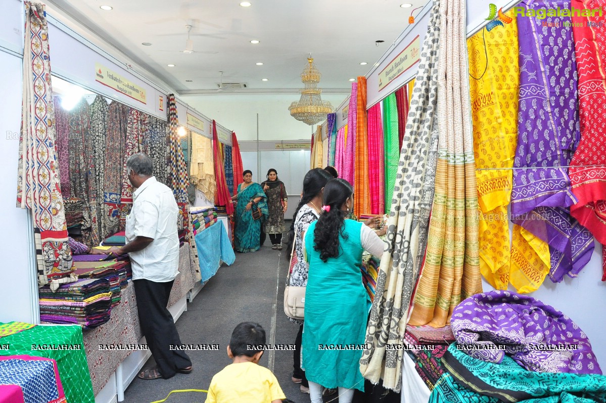 Swasti Semwal launches 'Silk India Expo-2015’ at Sri Raja Rajeshwari Gardens, Hyderabad