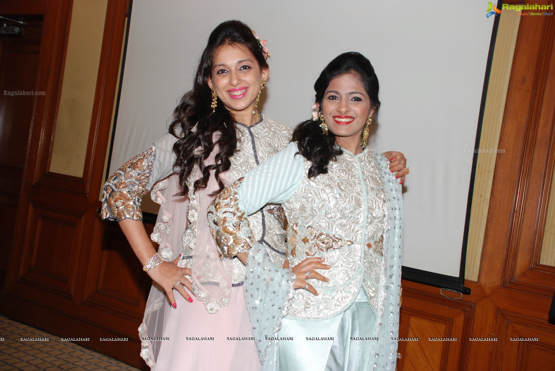 Grand Tambola and Fashion Show by Deepshikha Mahila Club at Hydermahal, ITC Kakatiya, Hyderabad