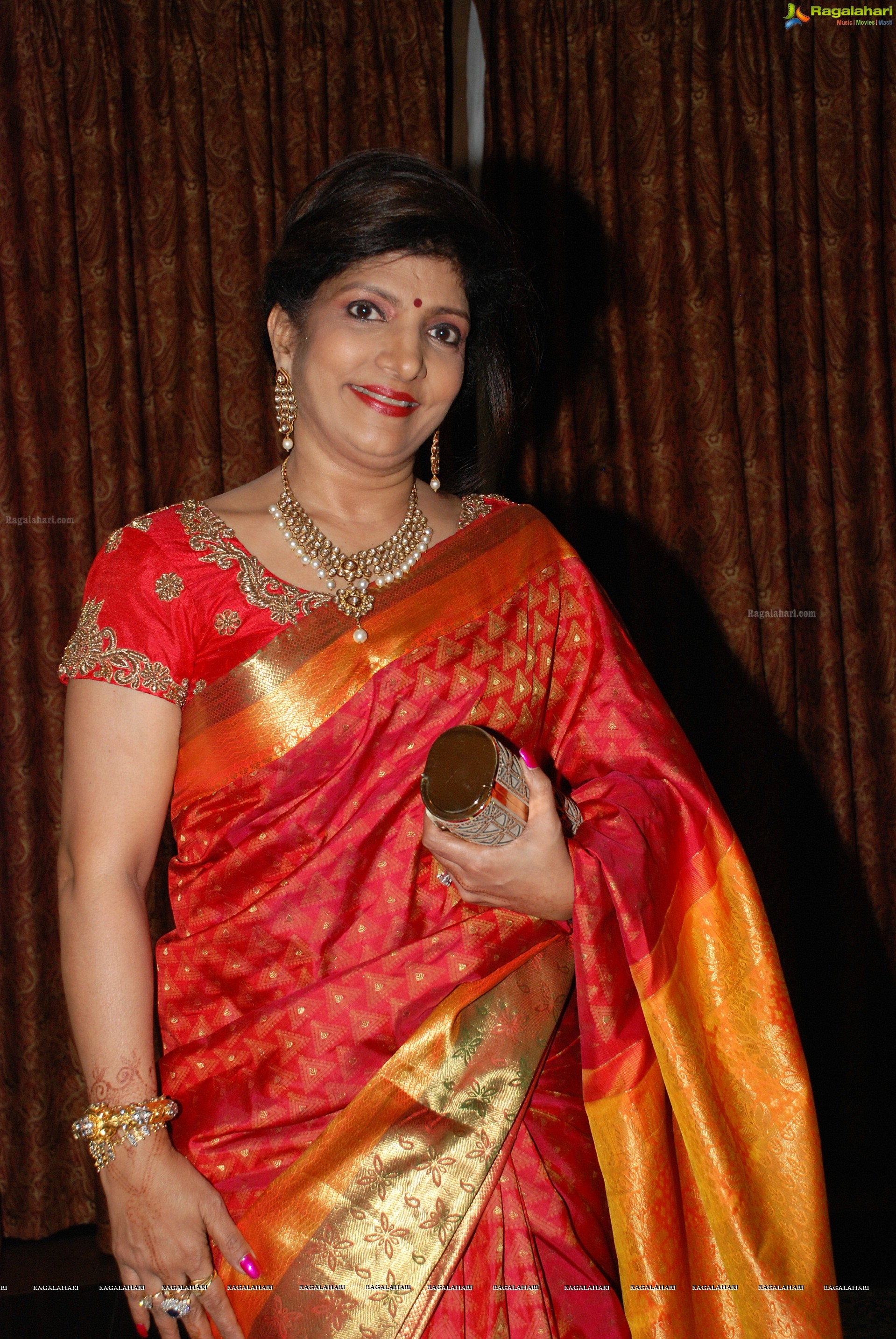 Grand Tambola and Fashion Show by Deepshikha Mahila Club at Hydermahal, ITC Kakatiya, Hyderabad