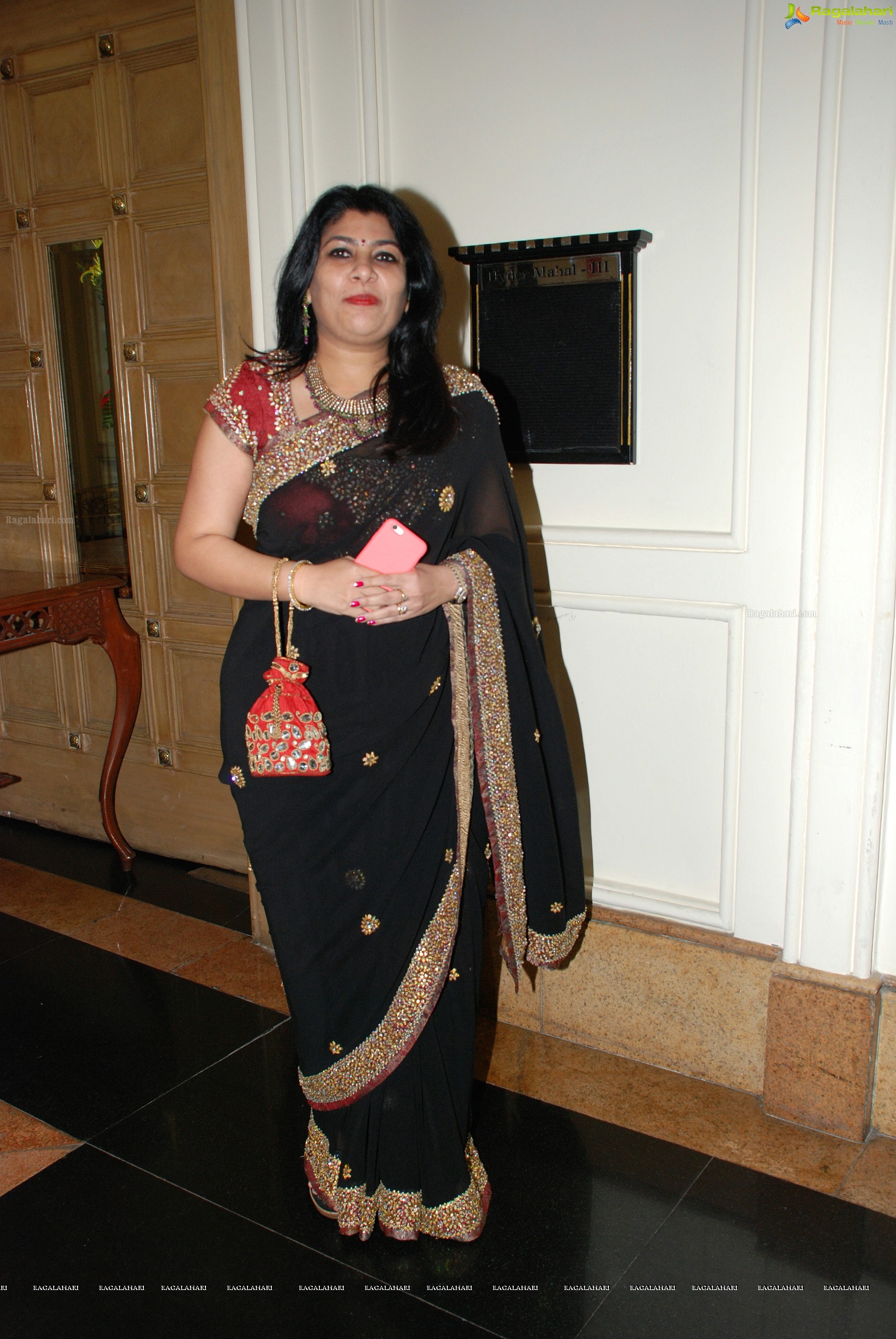 Grand Tambola and Fashion Show by Deepshikha Mahila Club at Hydermahal, ITC Kakatiya, Hyderabad