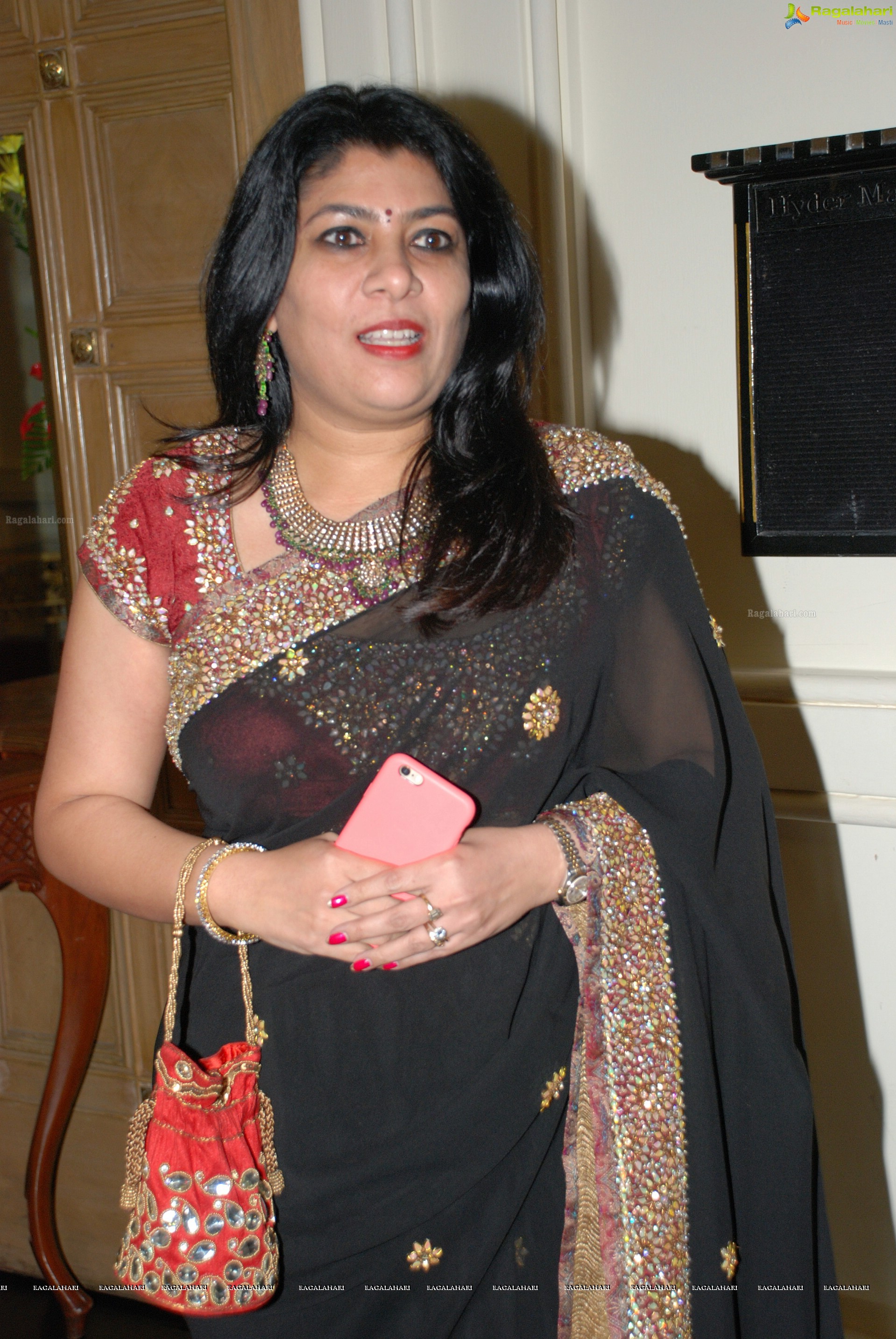 Grand Tambola and Fashion Show by Deepshikha Mahila Club at Hydermahal, ITC Kakatiya, Hyderabad