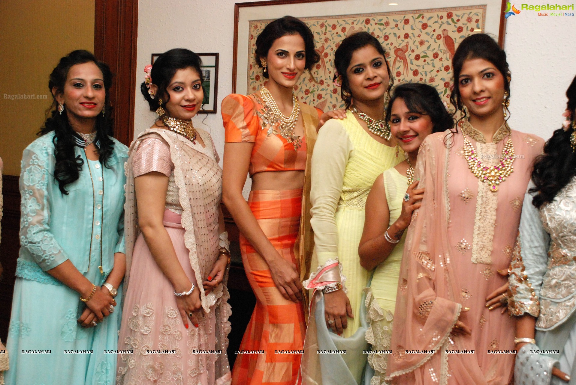 Grand Tambola and Fashion Show by Deepshikha Mahila Club at Hydermahal, ITC Kakatiya, Hyderabad