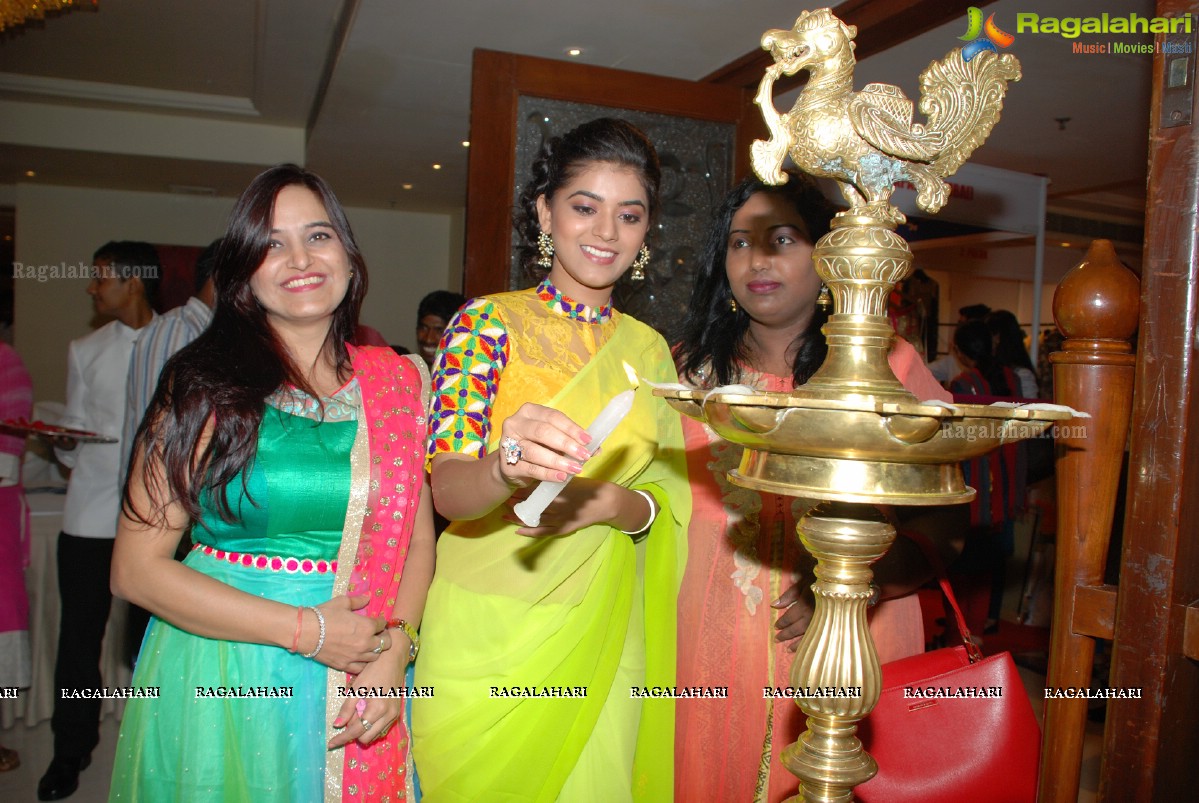 Yamini Bhaskar launches Trendz Vivah Collection at Taj Krishna, Hyderabad