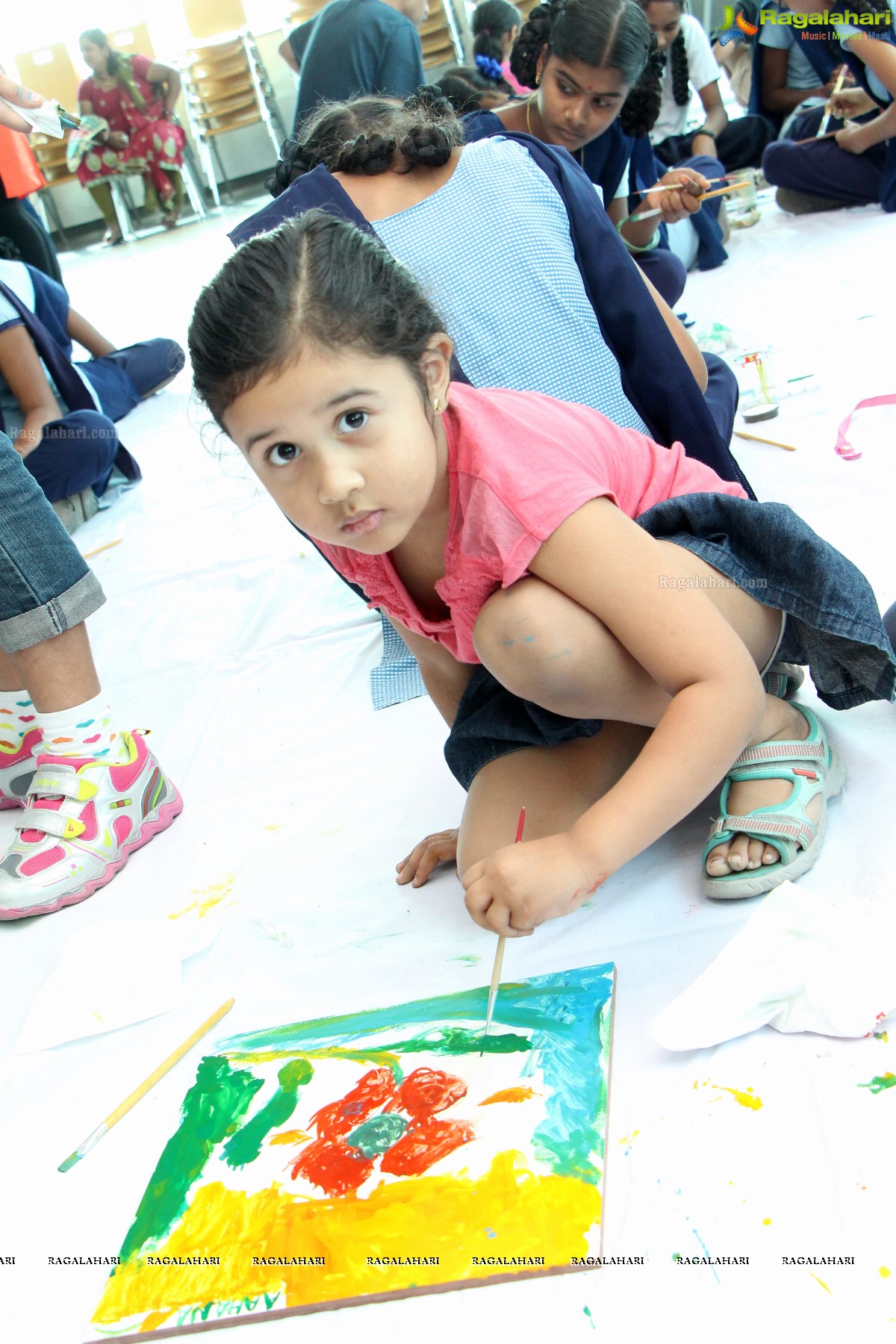 Shilpa Reddy, Nani, Vidya Nirvana Manchu at Children's Paintathon Event by Continental Hospitals