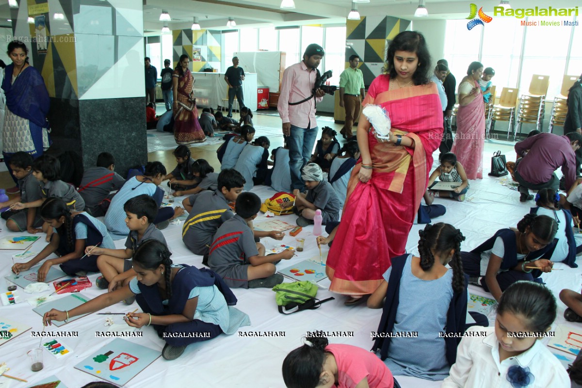 Shilpa Reddy, Nani, Vidya Nirvana Manchu at Children's Paintathon Event by Continental Hospitals