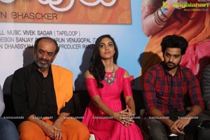 Pelli Choopulu 100 Days Function