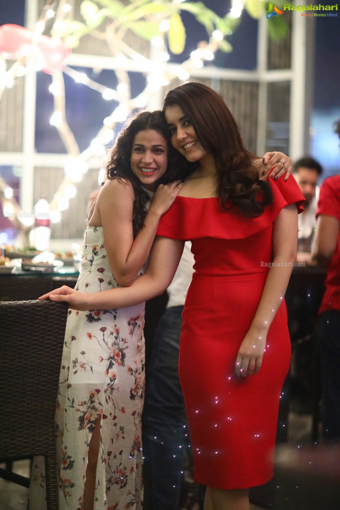 Raashi Khanna Birthday Bash