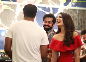 Raashi Khanna Birthday Bash