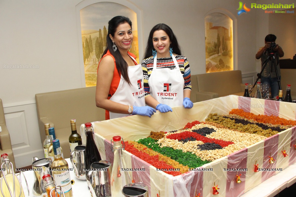 Cake Mixing Ceremony 2016 at Trident