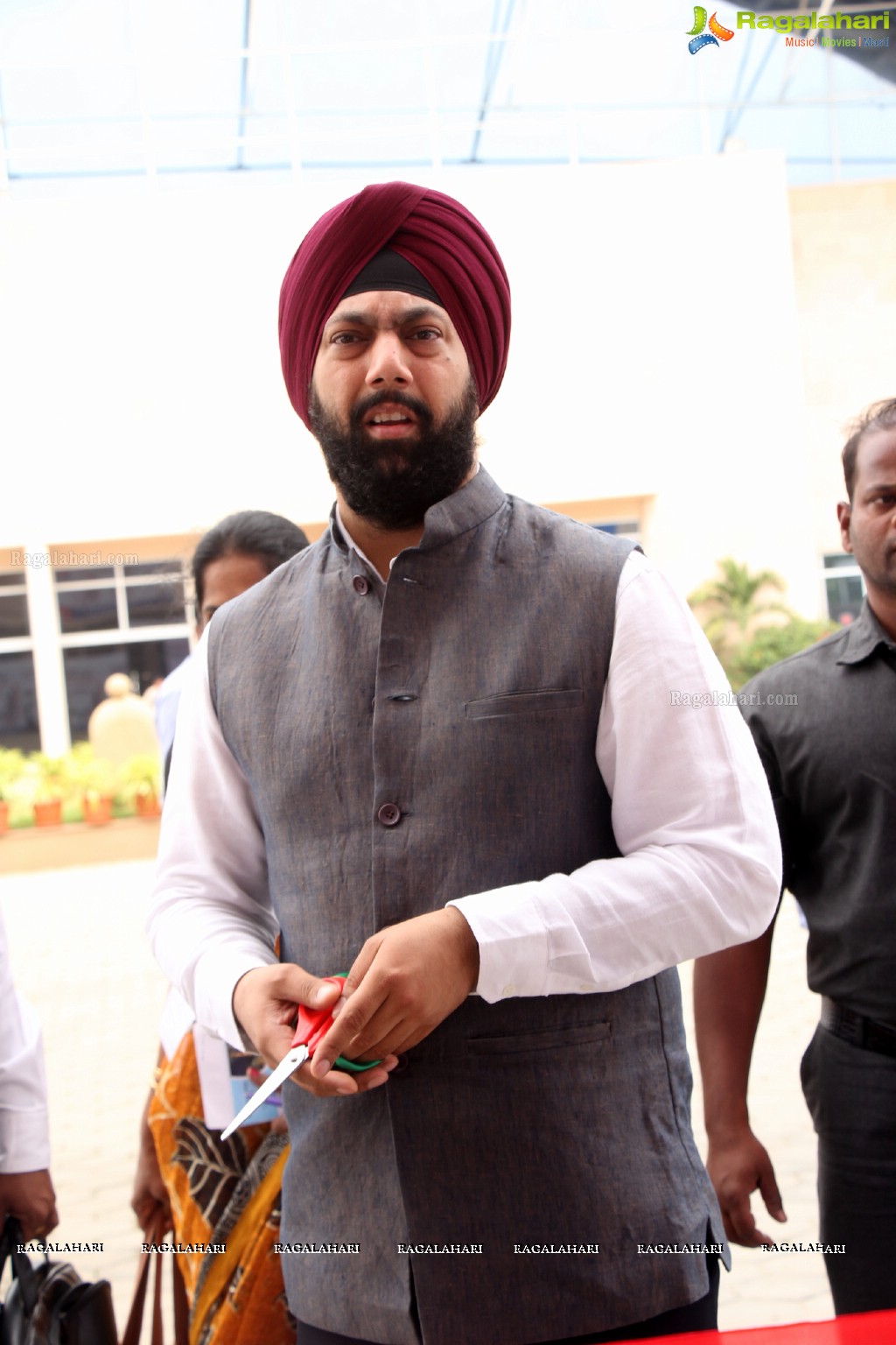 Sardar G.S Kohli launches 7th India Med Expo at Hitex, Hyderabad