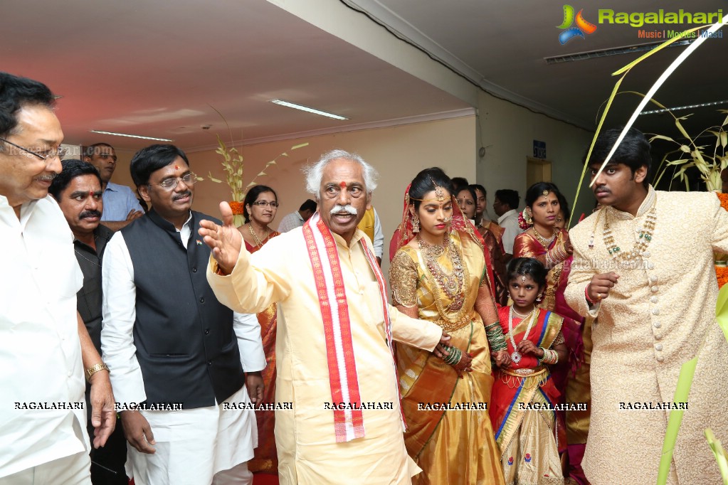 Bandaru Dattatreya Daughter Vijaya Laxmi Weds Jignesh Reddy at Gachibowli Stadium, Hyderabad