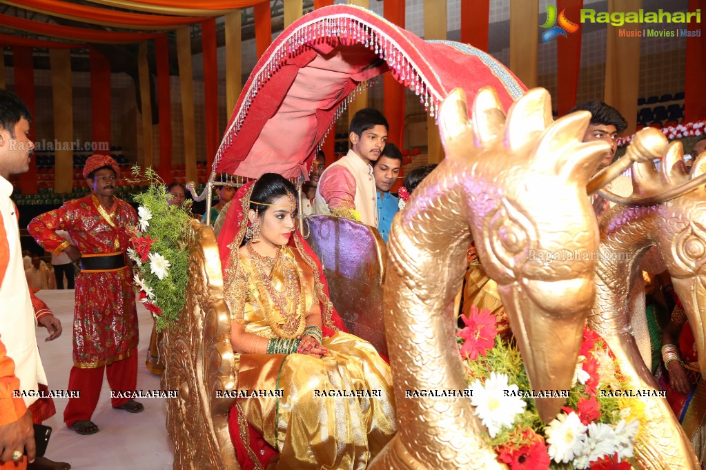 Bandaru Dattatreya Daughter Vijaya Laxmi Weds Jignesh Reddy at Gachibowli Stadium, Hyderabad