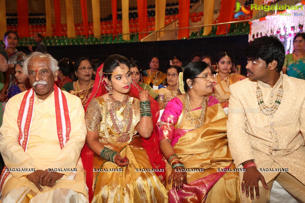 Bandaru Dattatreya Daughter Vijaya Laxmi Weds Jignesh Reddy at Gachibowli Stadium, Hyderabad