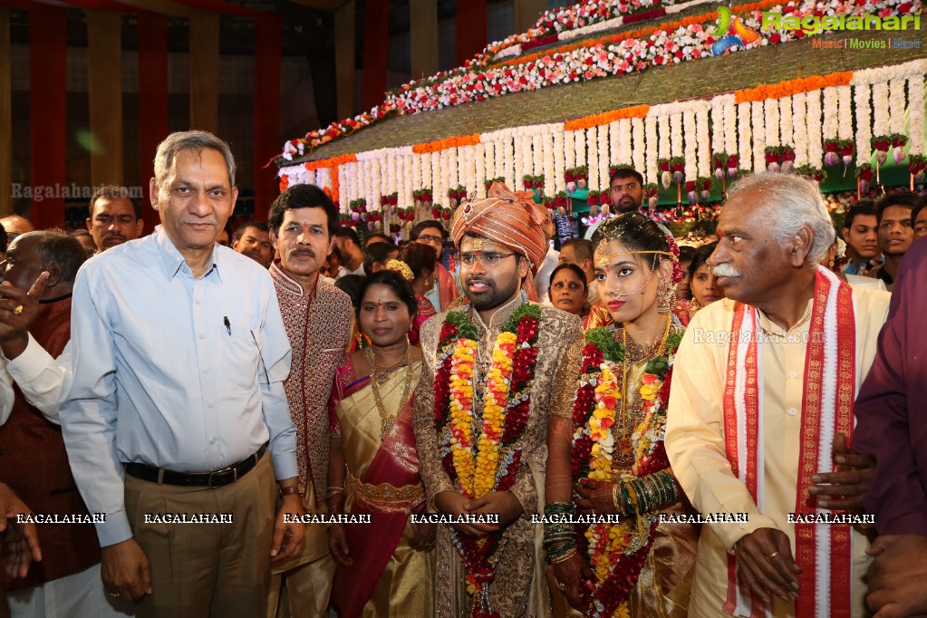 Bandaru Dattatreya Daughter Vijaya Laxmi Weds Jignesh Reddy at Gachibowli Stadium, Hyderabad