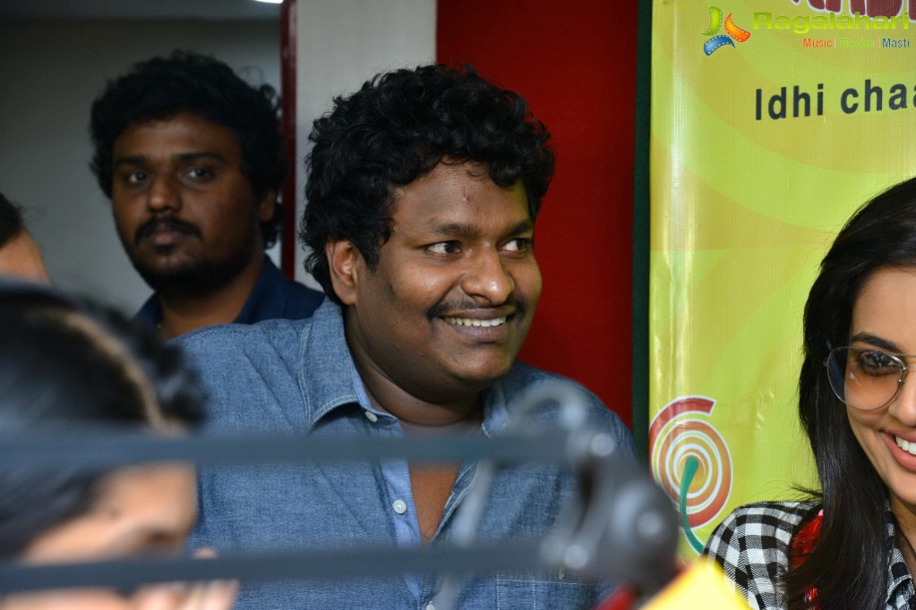 Ekkadiki Pothavu Chinnavada Team at Radio Mirchi