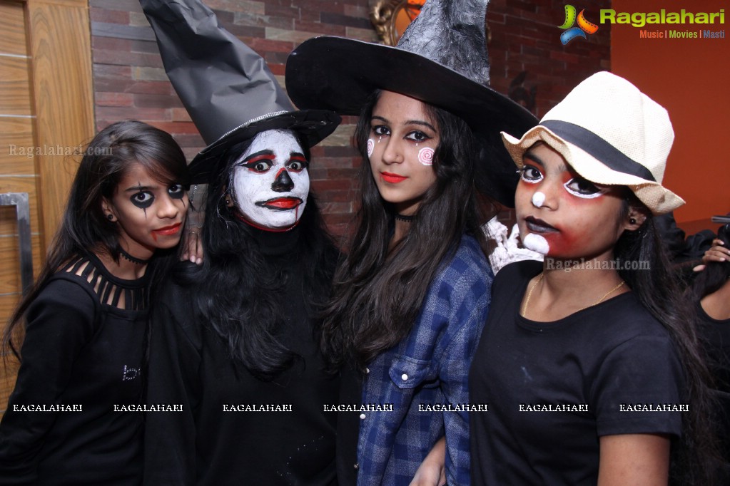 Halloween Party 2016 at Lakhotia Institute of Design