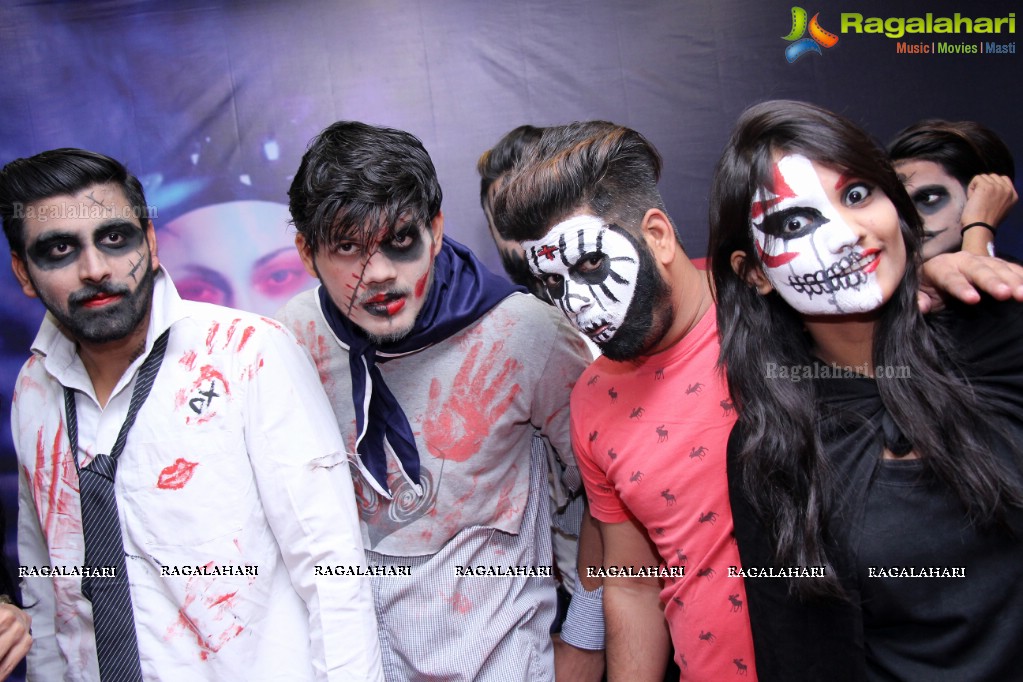 Halloween Party 2016 at Lakhotia Institute of Design