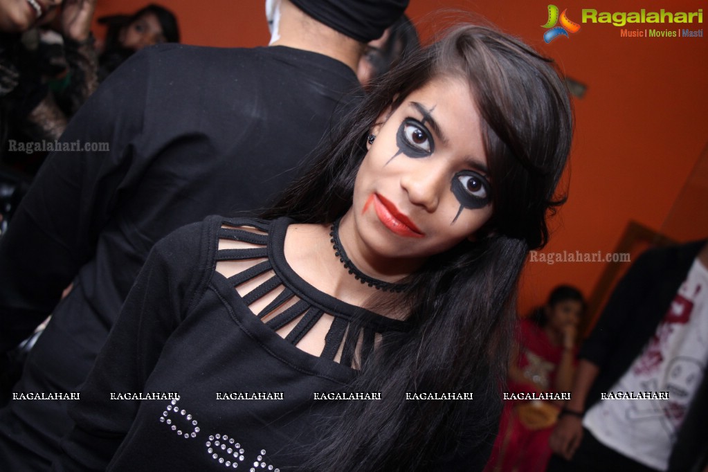 Halloween Party 2016 at Lakhotia Institute of Design