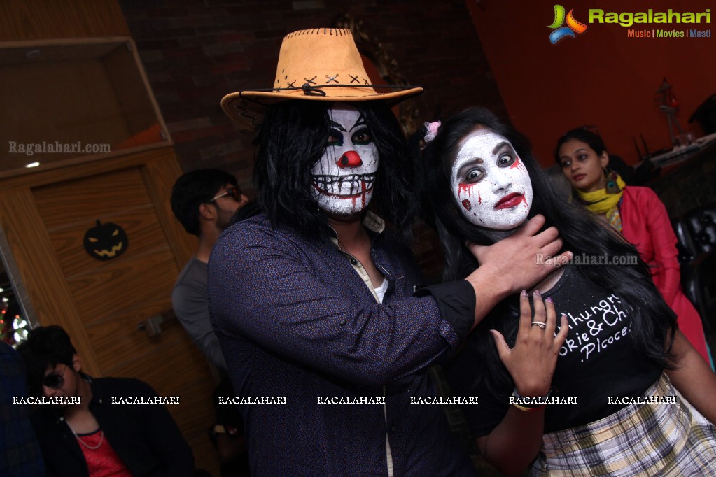 Halloween Party 2016 at Lakhotia Institute of Design