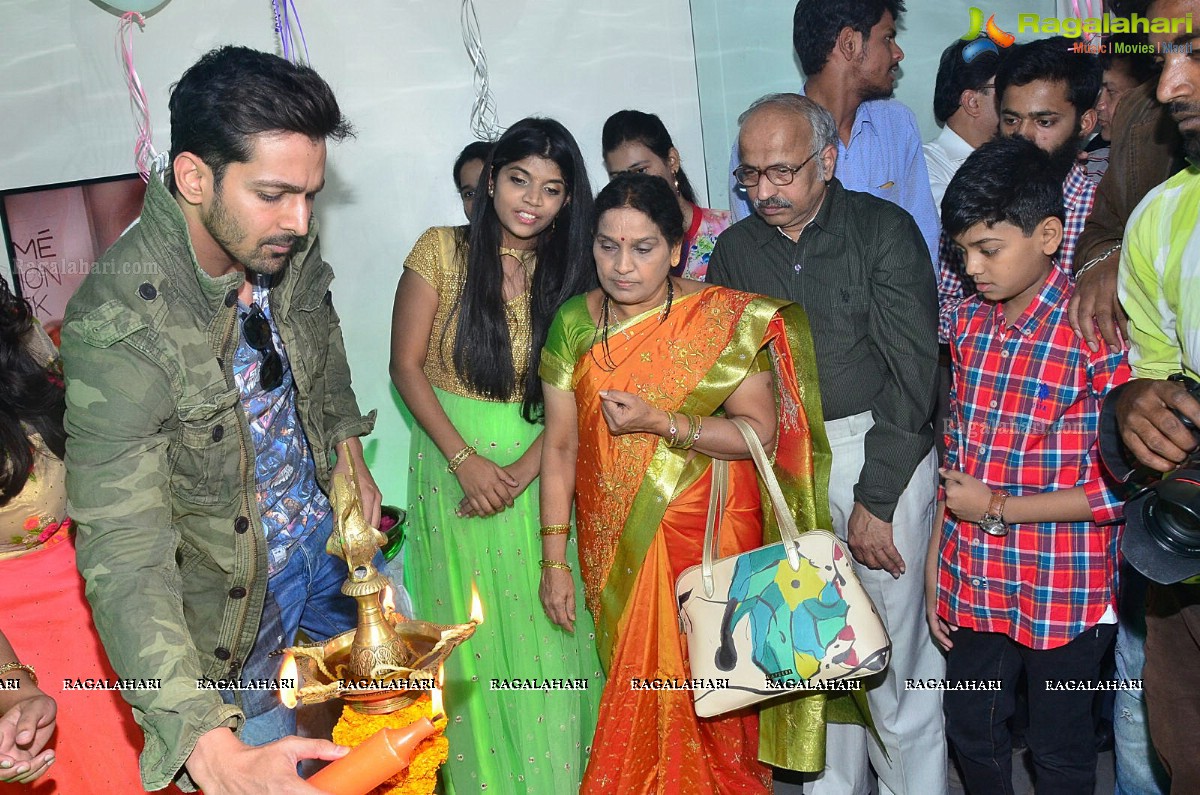 Harshvardhan Rane Inaugurates Lakme Salon at Mehdipatnam