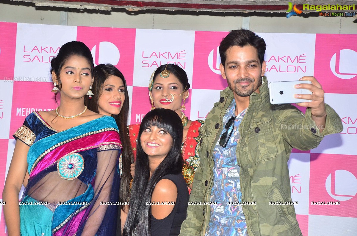 Harshvardhan Rane Inaugurates Lakme Salon at Mehdipatnam