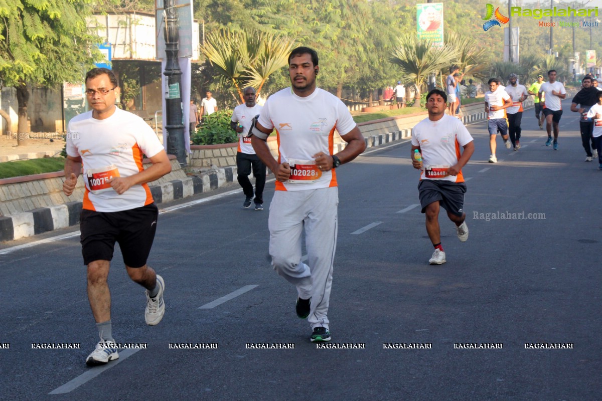 Freedom 10K Run 2016 by Hyderabad 10K Run Foundation