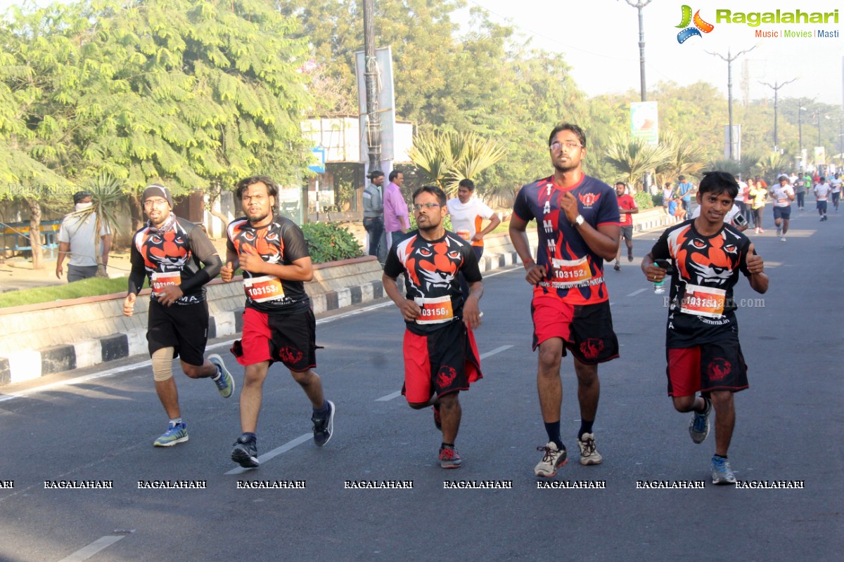 Freedom 10K Run 2016 by Hyderabad 10K Run Foundation