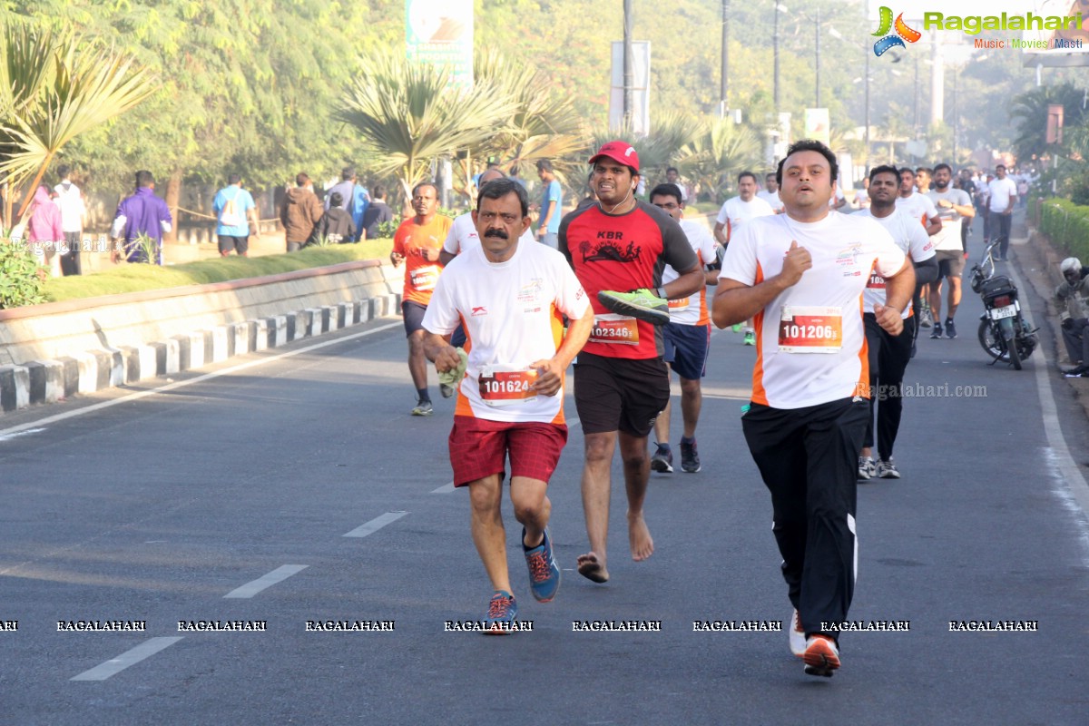 Freedom 10K Run 2016 by Hyderabad 10K Run Foundation